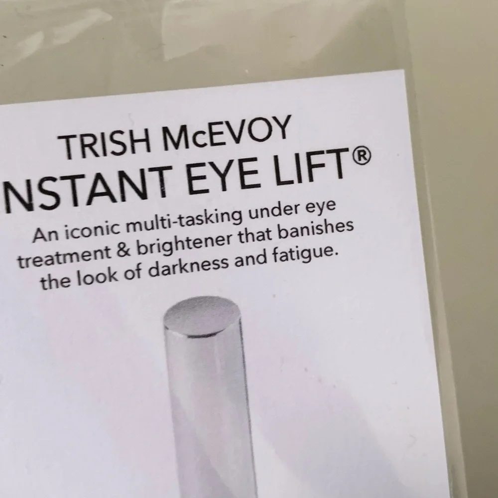 Trish McEvoy Instant Eye Lift treatment concealer